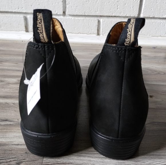 Blundstone 1977 Ankle Boot Black Nubuck Women's size 6 - Picture 3 of 6